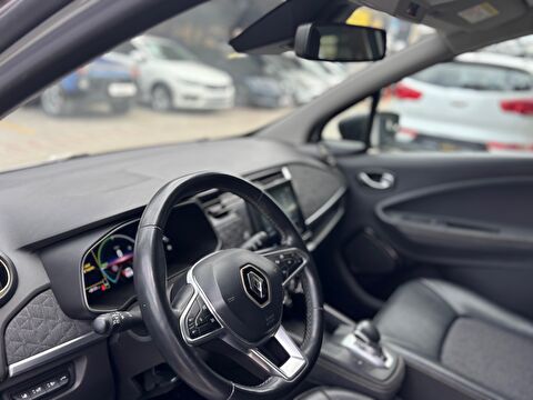 2022 Elektrik Otomatik Renault Zoe Beyaz Ermat Motorlu Araçlar ve Tarım Ürünleri Sanayi Ticaret A.Ş.