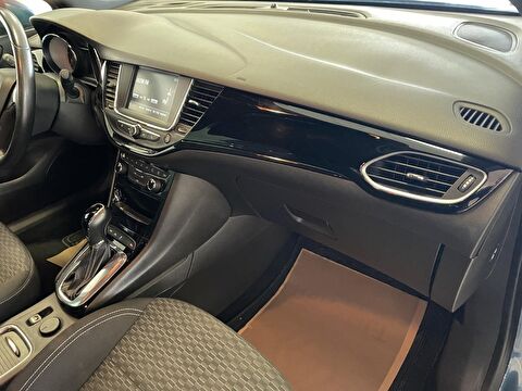 2017 Benzin Otomatik Opel Astra Mavi Ermat Motorlu Araçlar ve Tarım Ürünleri Sanayi Ticaret A.Ş.