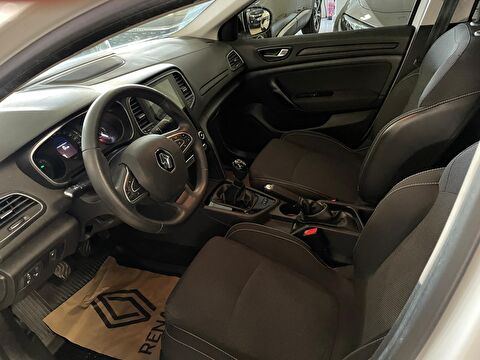 renault, megane, sedan 1.3 tce joy, manuel, benzin 2.el otomobil | renew 18