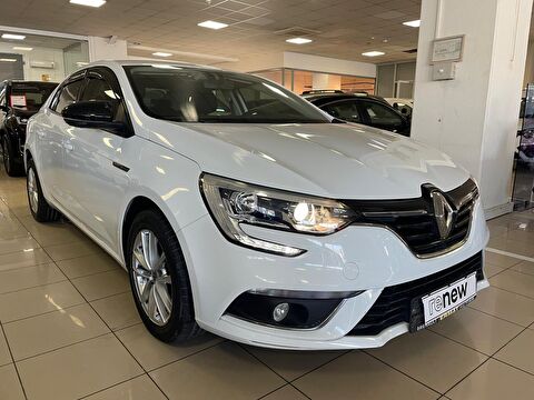 Sedan 1.3 TCe Joy, 2. el otomobil | renew