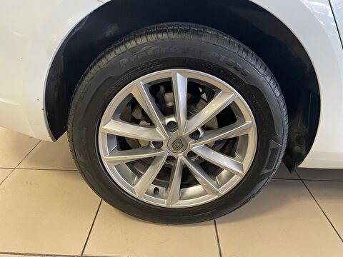 renault, megane, sedan 1.3 tce joy, manuel, benzin 2.el otomobil | renew 23