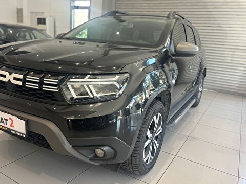 2023 Benzin Otomatik Dacia Duster Siyah Ermat Motorlu Araçlar ve Tarım Ürünleri Sanayi Ticaret A.Ş.