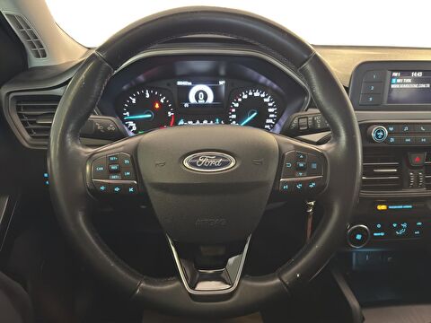 2020 Dizel Otomatik Ford Focus Beyaz Ermat Motorlu Araçlar ve Tarım Ürünleri Sanayi Ticaret A.Ş.