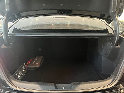 2022 Benzin Otomatik Renault Megane Siyah Ermat Motorlu Araçlar ve Tarım Ürünleri Sanayi Ticaret A.Ş.