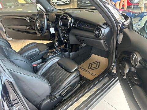 mini, cooper, hatchback se 32.6 kwh ıconic otomatik, otomatik, elektrik 2.el otomobil | renew 16