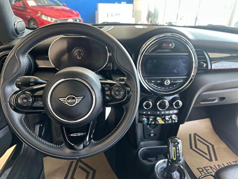mini, cooper, hatchback se 32.6 kwh ıconic otomatik, otomatik, elektrik 2.el otomobil | renew 11
