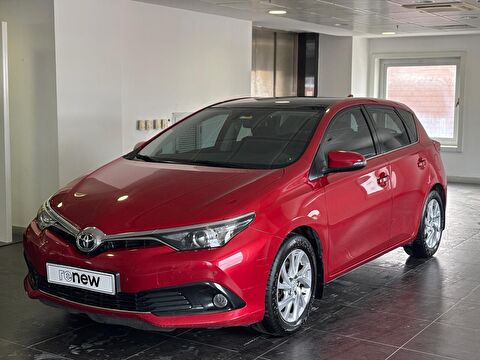 2016 Benzin + LPG Otomatik Toyota Auris Kırmızı Ermat Motorlu Araçlar ve Tarım Ürünleri Sanayi Ticaret A.Ş.