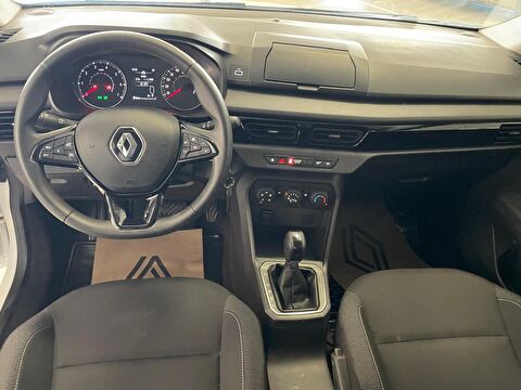 2022 Benzin Otomatik Renault Taliant Beyaz Ermat Motorlu Araçlar ve Tarım Ürünleri Sanayi Ticaret A.Ş.