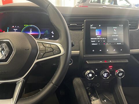 2022 Elektrik Otomatik Renault Zoe Mor Ermat Motorlu Araçlar ve Tarım Ürünleri Sanayi Ticaret A.Ş.