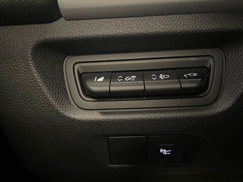 2022 Elektrik Otomatik Renault Zoe Mor Ermat Motorlu Araçlar ve Tarım Ürünleri Sanayi Ticaret A.Ş.