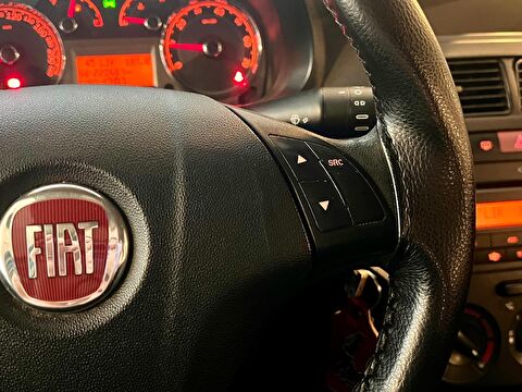 2015 Dizel Manuel Fiat Linea Beyaz Ermat Motorlu Araçlar ve Tarım Ürünleri Sanayi Ticaret A.Ş.