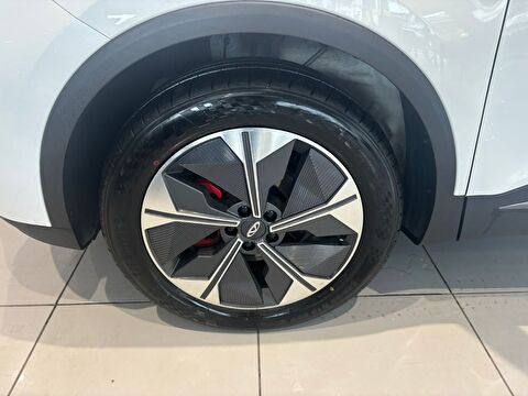 2024 Benzin Otomatik Chery Tiggo 7 Promax Siyah Ermat Motorlu Araçlar ve Tarım Ürünleri Sanayi Ticaret A.Ş.