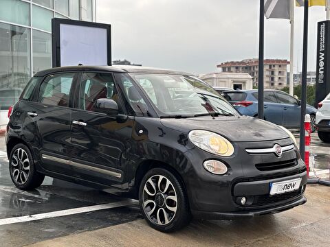 2013 Dizel Otomatik Fiat 500L Siyah Ermat Motorlu Araçlar ve Tarım Ürünleri Sanayi Ticaret A.Ş.