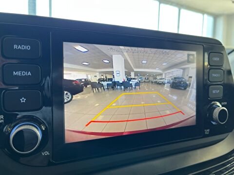 2023 Benzin Otomatik Hyundai i20 Kırmızı Ermat Motorlu Araçlar ve Tarım Ürünleri Sanayi Ticaret A.Ş.