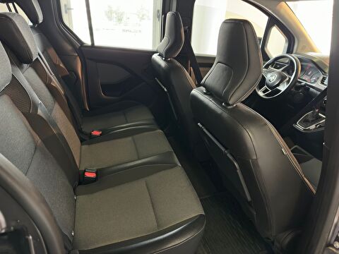 2023 Elektrik Otomatik Renault Kangoo Gri Ermat Motorlu Araçlar ve Tarım Ürünleri Sanayi Ticaret A.Ş.