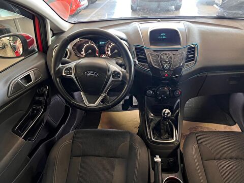 2016 Dizel Manuel Ford Fiesta Kırmızı Ermat Motorlu Araçlar ve Tarım Ürünleri Sanayi Ticaret A.Ş.