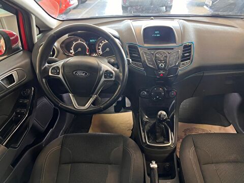 2016 Dizel Manuel Ford Fiesta Kırmızı Ermat Motorlu Araçlar ve Tarım Ürünleri Sanayi Ticaret A.Ş.
