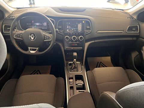 renault, megane, sedan 1.3 tce touch edc, otomatik, benzin 2.el otomobil | renew 17