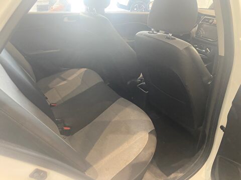 2015 Benzin + LPG Manuel Hyundai i20 Beyaz Ermat Motorlu Araçlar ve Tarım Ürünleri Sanayi Ticaret A.Ş.