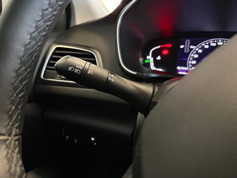 renault, megane, sedan 1.3 tce ıcon edc, otomatik, benzin 2.el otomobil | renew 19