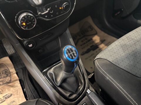 2013 Dizel Manuel Renault Clio Mavi Ermat Motorlu Araçlar ve Tarım Ürünleri Sanayi Ticaret A.Ş.