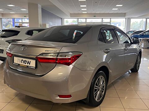 2018 Benzin Manuel Toyota Corolla Gümüş Gri Ermat Motorlu Araçlar ve Tarım Ürünleri Sanayi Ticaret A.Ş.