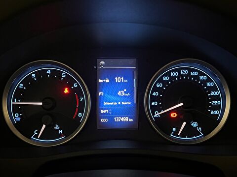 2018 Benzin Manuel Toyota Corolla Gümüş Gri Ermat Motorlu Araçlar ve Tarım Ürünleri Sanayi Ticaret A.Ş.