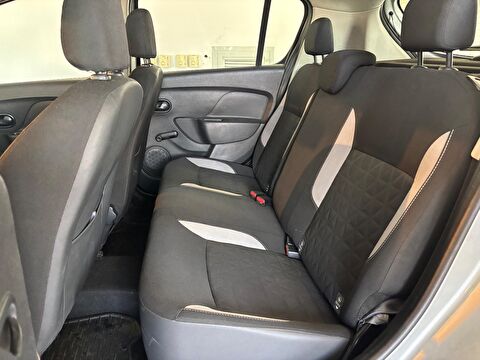 2014 Dizel Manuel Dacia Sandero Gri Ermat Motorlu Araçlar ve Tarım Ürünleri Sanayi Ticaret A.Ş.