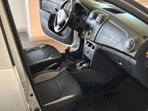 2014 Dizel Manuel Dacia Sandero Gri Ermat Motorlu Araçlar ve Tarım Ürünleri Sanayi Ticaret A.Ş.