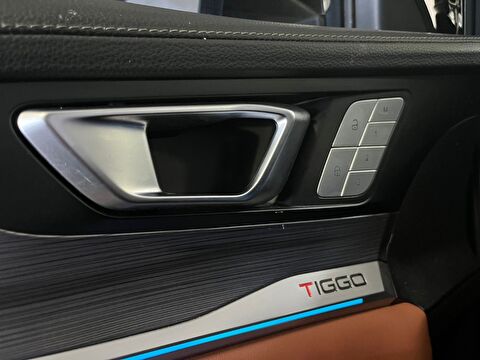 2023 Benzin Otomatik Chery Tiggo 8 Pro Siyah Ermat Motorlu Araçlar ve Tarım Ürünleri Sanayi Ticaret A.Ş.