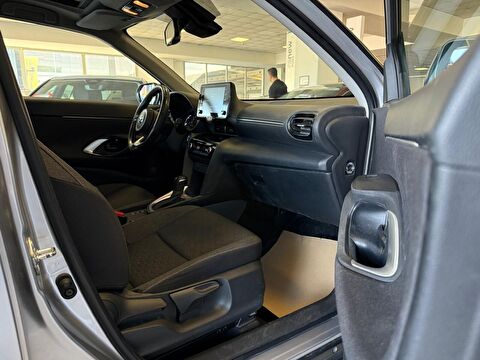 toyota, yaris cross, 1.5 hybrid flame x-pack e-cvt, otomatik, hybrid 2.el otomobil | renew 15
