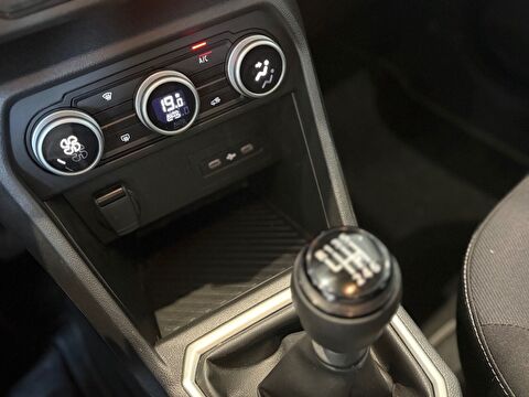 2025 Benzin Manuel Dacia Sandero Kahverengi Ermat Motorlu Araçlar ve Tarım Ürünleri Sanayi Ticaret A.Ş.