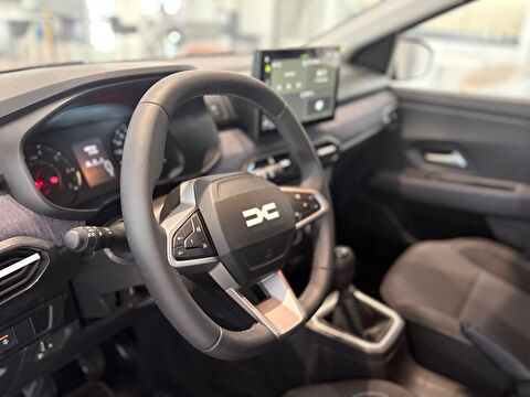 2025 Benzin Manuel Dacia Sandero Kahverengi Ermat Motorlu Araçlar ve Tarım Ürünleri Sanayi Ticaret A.Ş.