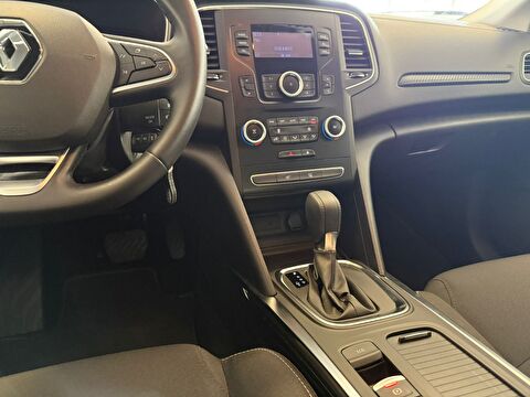 renault, megane, sedan 1.3 tce joy comfort edc, otomatik, benzin 2.el otomobil | renew 12