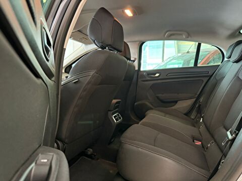 renault, megane, sedan 1.3 tce joy comfort edc, otomatik, benzin 2.el otomobil | renew 18