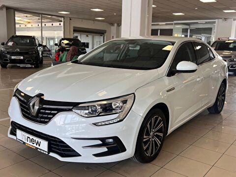 Sedan 1.3 TCe Joy Comfort EDC, 2. el otomobil | renew