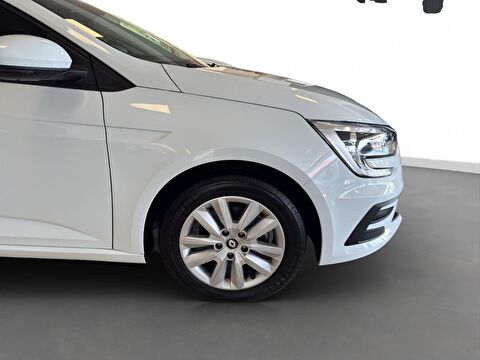 2025 Benzin Manuel Renault Megane Beyaz Ermat Motorlu Araçlar ve Tarım Ürünleri Sanayi Ticaret A.Ş.
