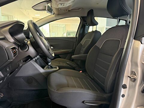 2023 Benzin Otomatik Dacia Sandero Stepway Gri Ermat Motorlu Araçlar ve Tarım Ürünleri Sanayi Ticaret A.Ş.
