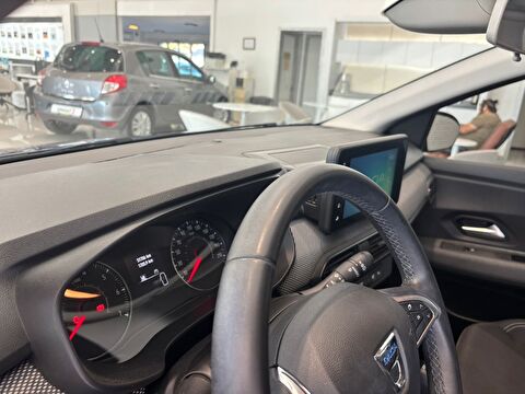 2021 Benzin Otomatik Dacia Sandero Mavi Ermat Motorlu Araçlar ve Tarım Ürünleri Sanayi Ticaret A.Ş.