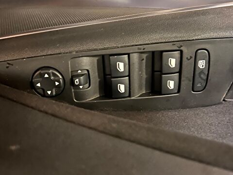 2024 Benzin Otomatik Opel Crossland Beyaz Ermat Motorlu Araçlar ve Tarım Ürünleri Sanayi Ticaret A.Ş.