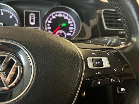 2015 Dizel Otomatik Volkswagen Golf Beyaz Ermat Motorlu Araçlar ve Tarım Ürünleri Sanayi Ticaret A.Ş.
