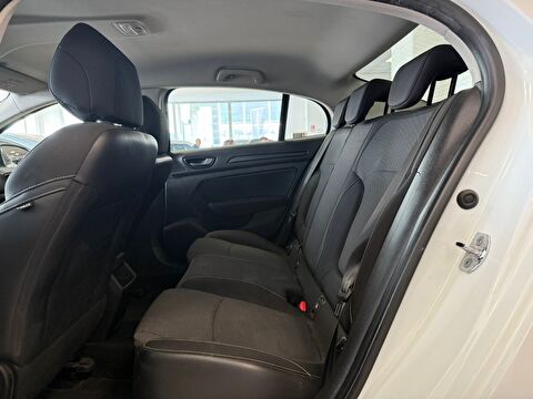 2020 Benzin Otomatik Renault Megane Beyaz Ermat Motorlu Araçlar ve Tarım Ürünleri Sanayi Ticaret A.Ş.