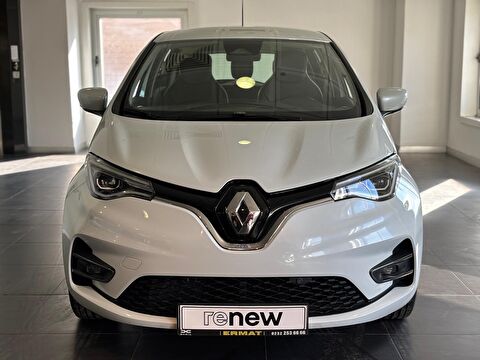 Hatchback 80 Kw Z.E 50 Zen CVT, 2. el otomobil | renew