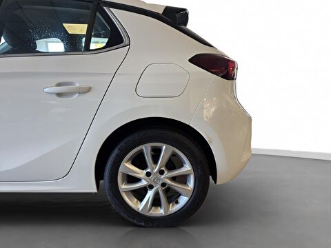 2023 Benzin Manuel Opel Corsa Beyaz Ermat Motorlu Araçlar ve Tarım Ürünleri Sanayi Ticaret A.Ş.