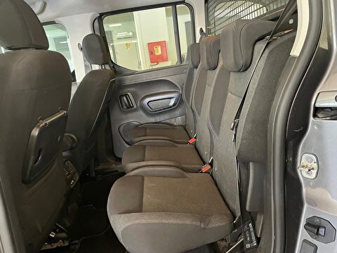 2023 Dizel Manuel Peugeot Rifter Gri Ermat Motorlu Araçlar ve Tarım Ürünleri Sanayi Ticaret A.Ş.
