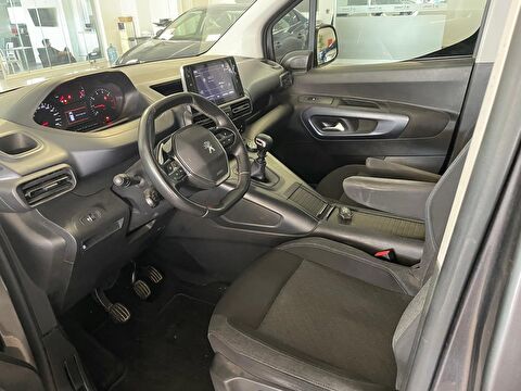 2023 Dizel Manuel Peugeot Rifter Gri Ermat Motorlu Araçlar ve Tarım Ürünleri Sanayi Ticaret A.Ş.