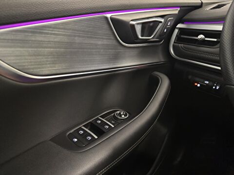 2023 Benzin Otomatik Chery Tiggo 7 Pro Siyah Ermat Motorlu Araçlar ve Tarım Ürünleri Sanayi Ticaret A.Ş.