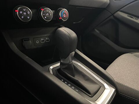 renault, clio, hatchback 1.0 tce evolution x-tronic, otomatik, benzin 2.el otomobil | renew 17