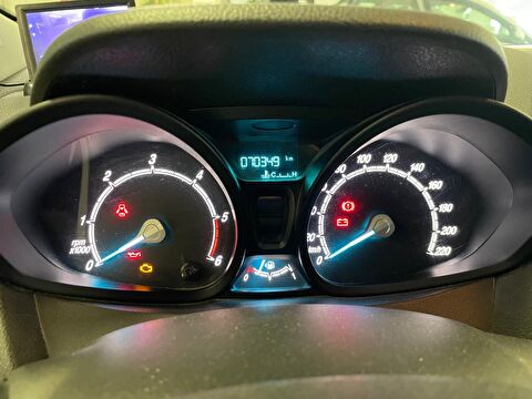 2020 Dizel Manuel Ford Transit Courier Beyaz Ermat Motorlu Araçlar ve Tarım Ürünleri Sanayi Ticaret A.Ş.