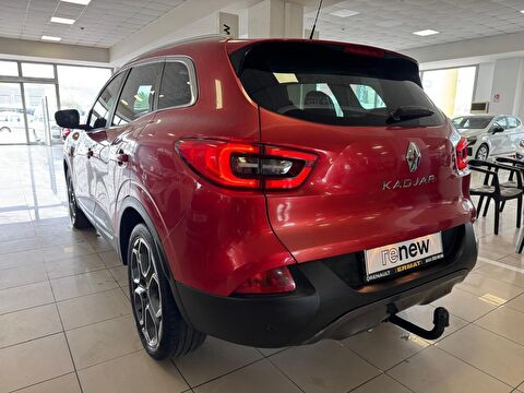 2018 Dizel Otomatik Renault Kadjar Kırmızı Ermat Motorlu Araçlar ve Tarım Ürünleri Sanayi Ticaret A.Ş.